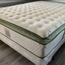 Queen Organic Elite Superior Hybrid Cool Gel Memory Foam Pillow Top 14inch Mattress!!