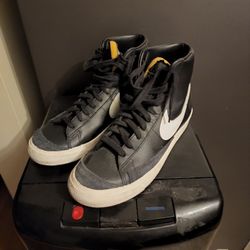 Nike Blazer