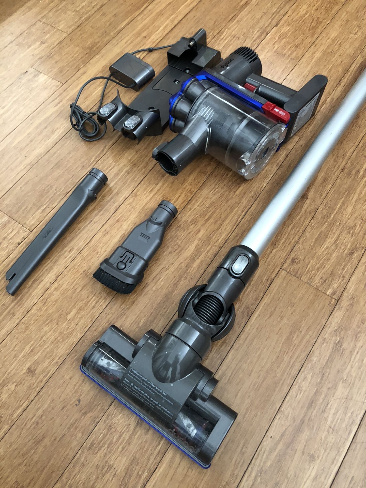 Dyson DC35 Multifloor Cordless Vacuum-Gently Used