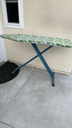 $20  sturdy ironing board great condition