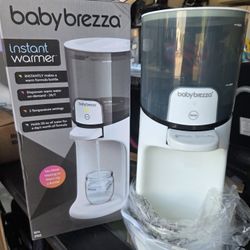 Baby Brezza Instant Warmer – Like New (With Box)