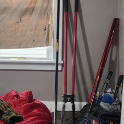 Post hole diggers and spud bar
