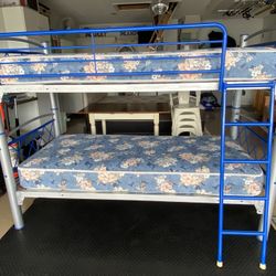 XL Twin Over XL Twin Bunk Beds With 2 XL Twin Mattresses 