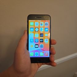 Iphone 7 (33GB, WIFI only)