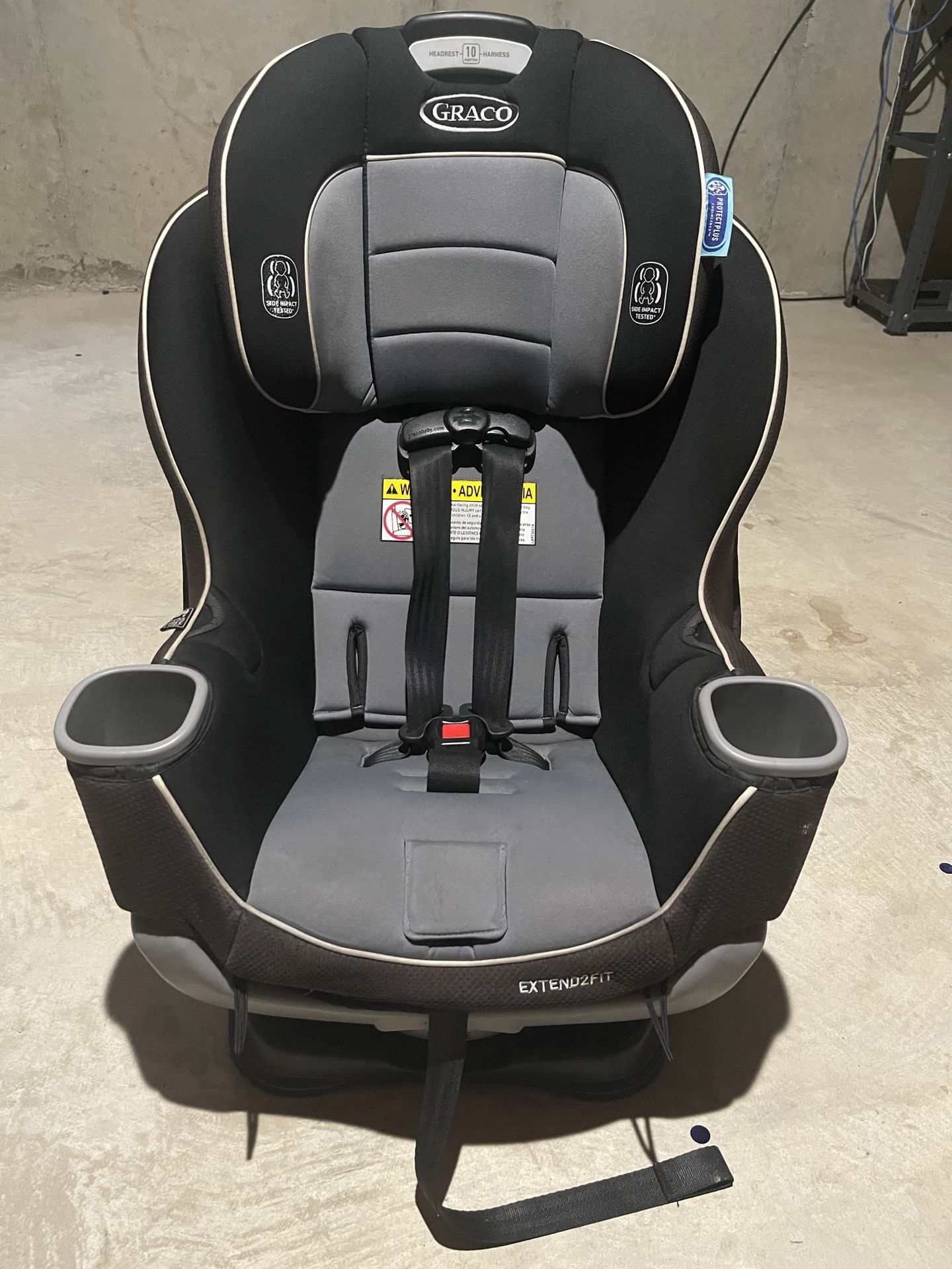 Graco Extend2Fit Convertible Baby Car Seat