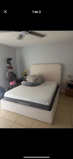 Bedroom set with mattress / juego de cuarto 