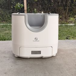 Furoomate Auto Self Cleaning Cat Litter Box 