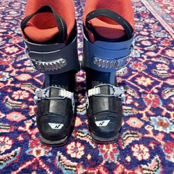 Kids Ski Boots 19.5 - Size 13 Shoe
