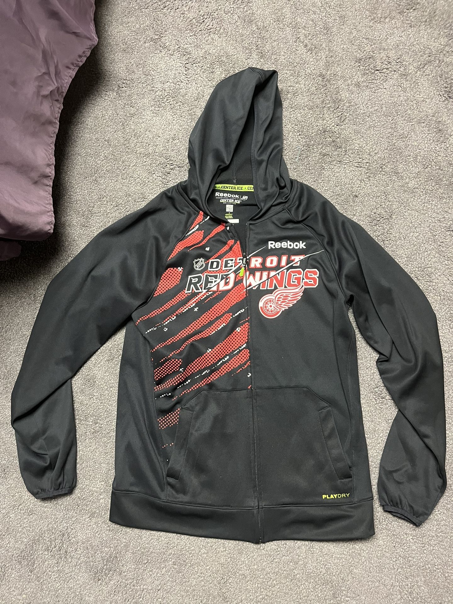 Men’s Detroit Red Wings Zip-Up Hoodie