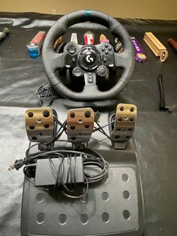 Logitech G29 Racing Wheel & Pedal