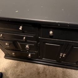 FREE DRESSER