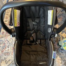 infant graco car seat and base 