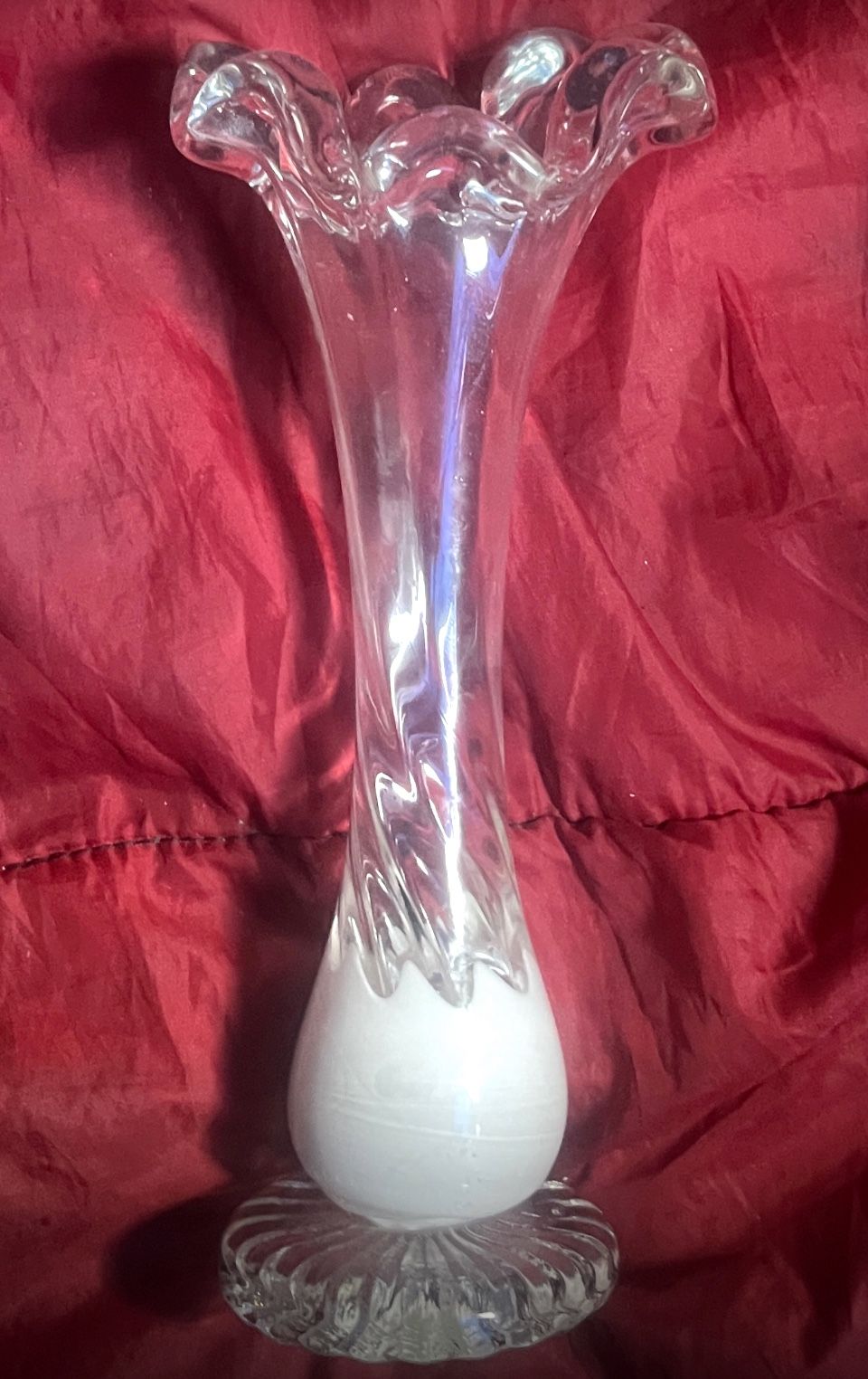 Vintage Collection White 7 Point Vase