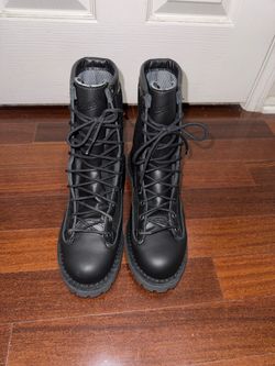 Danner Acadia - Size 7.5 EE Wide