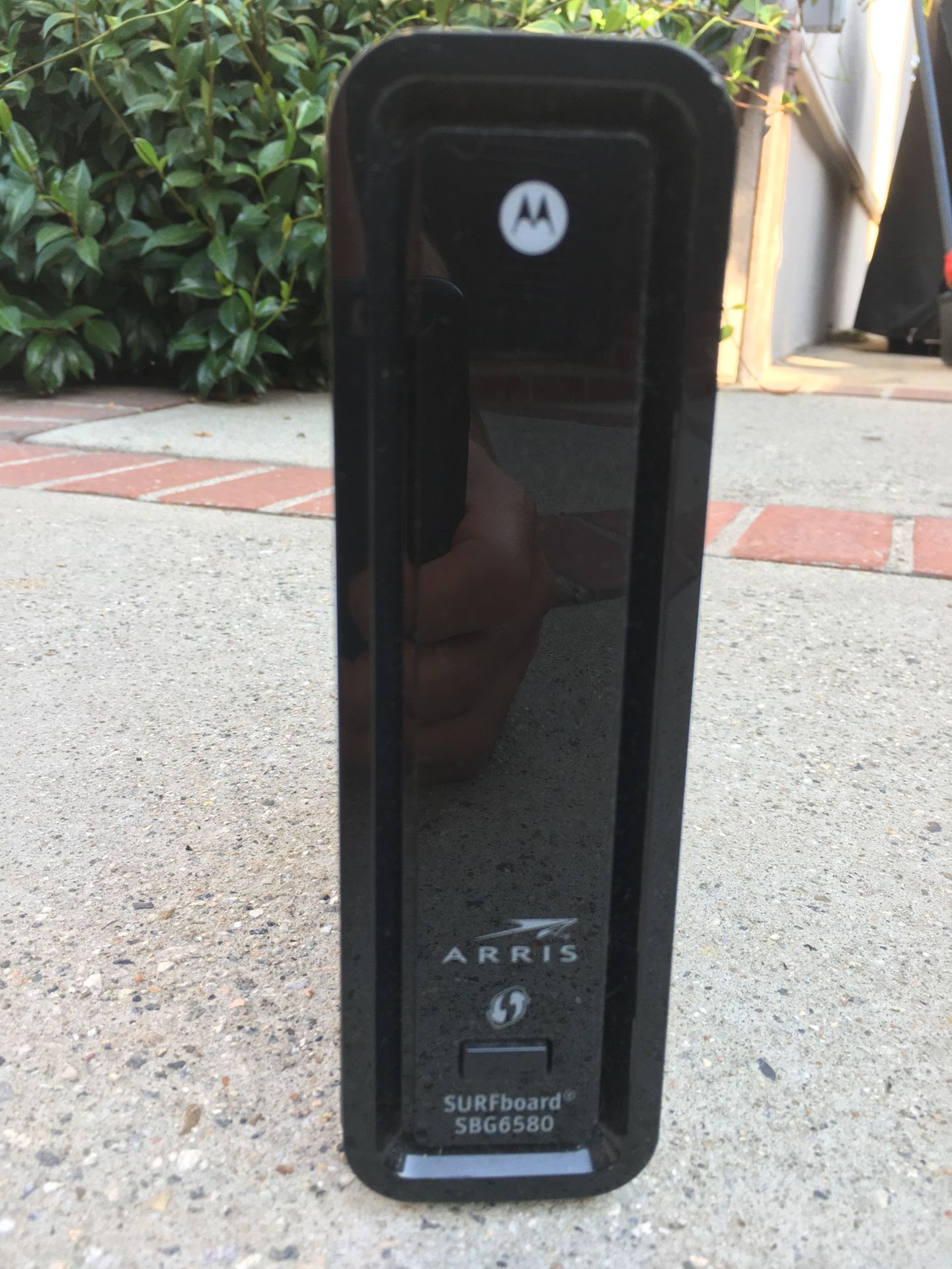 Motorola cable modem and wi-fi router