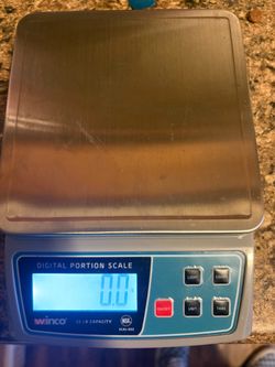 Winco SCAL-D22 Digital Portion Scale 22 LB