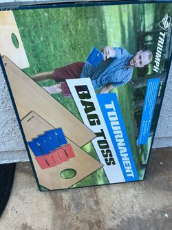 Cornhole set, used once