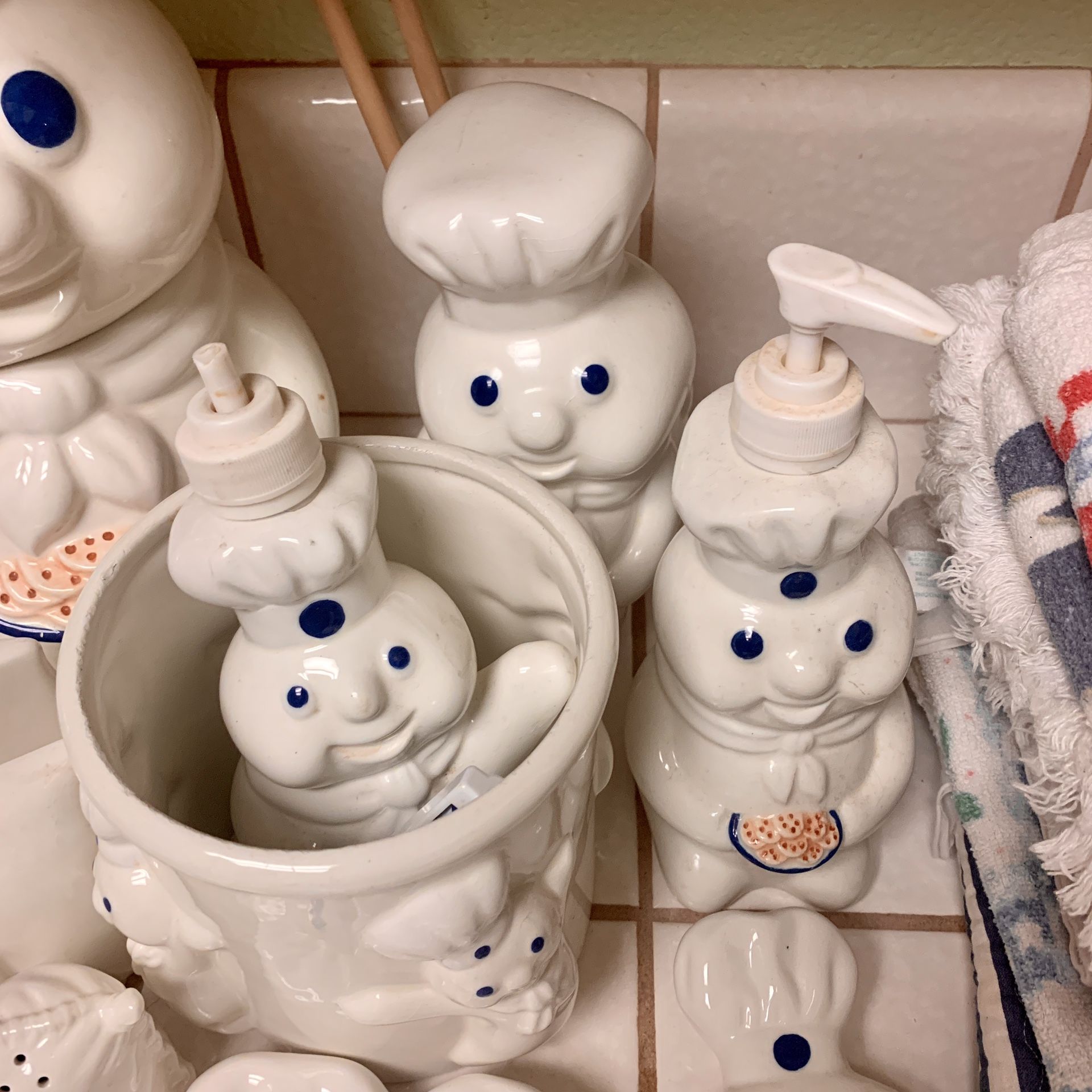 Pillsbury Doughboy LOT (14+ Items!) for Sale in Vallejo, CA - OfferUp