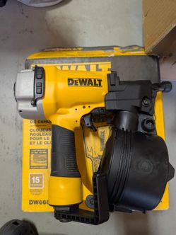 DEWALT Pneumatic 15-Degree Coil Siding Nailer – New