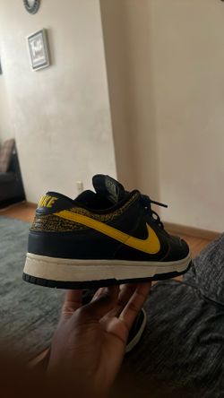 Michigan dunks