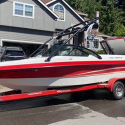 2005 MB 23’ With ZR6 Motor