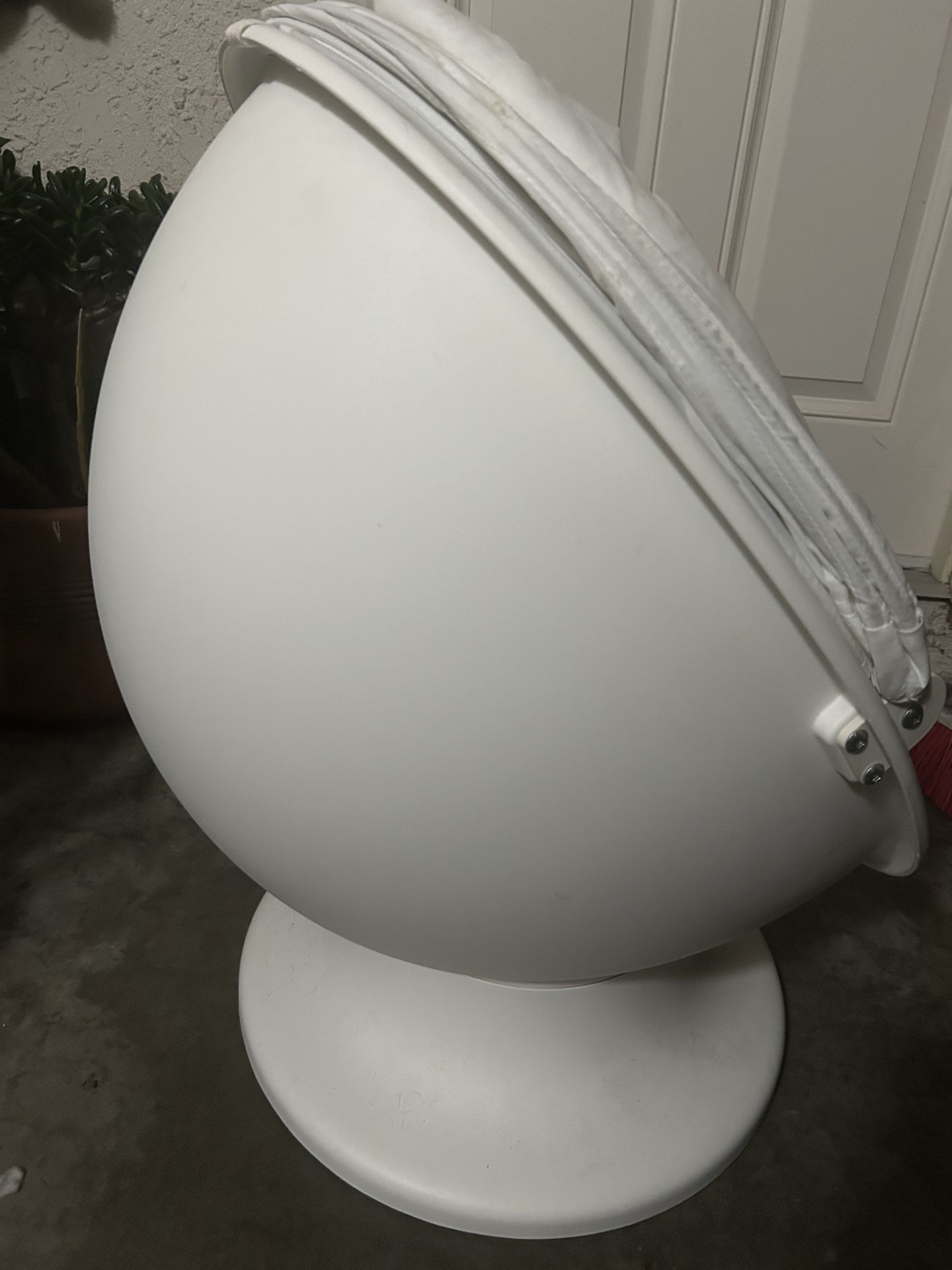 IKEA LOMSK Kids Swivel Chair