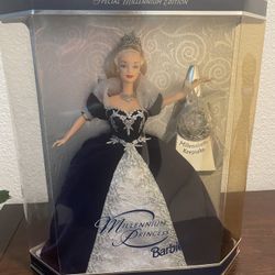 Millennium Princess 2000 Barbie Doll Special Edition with Millenium Keepsake