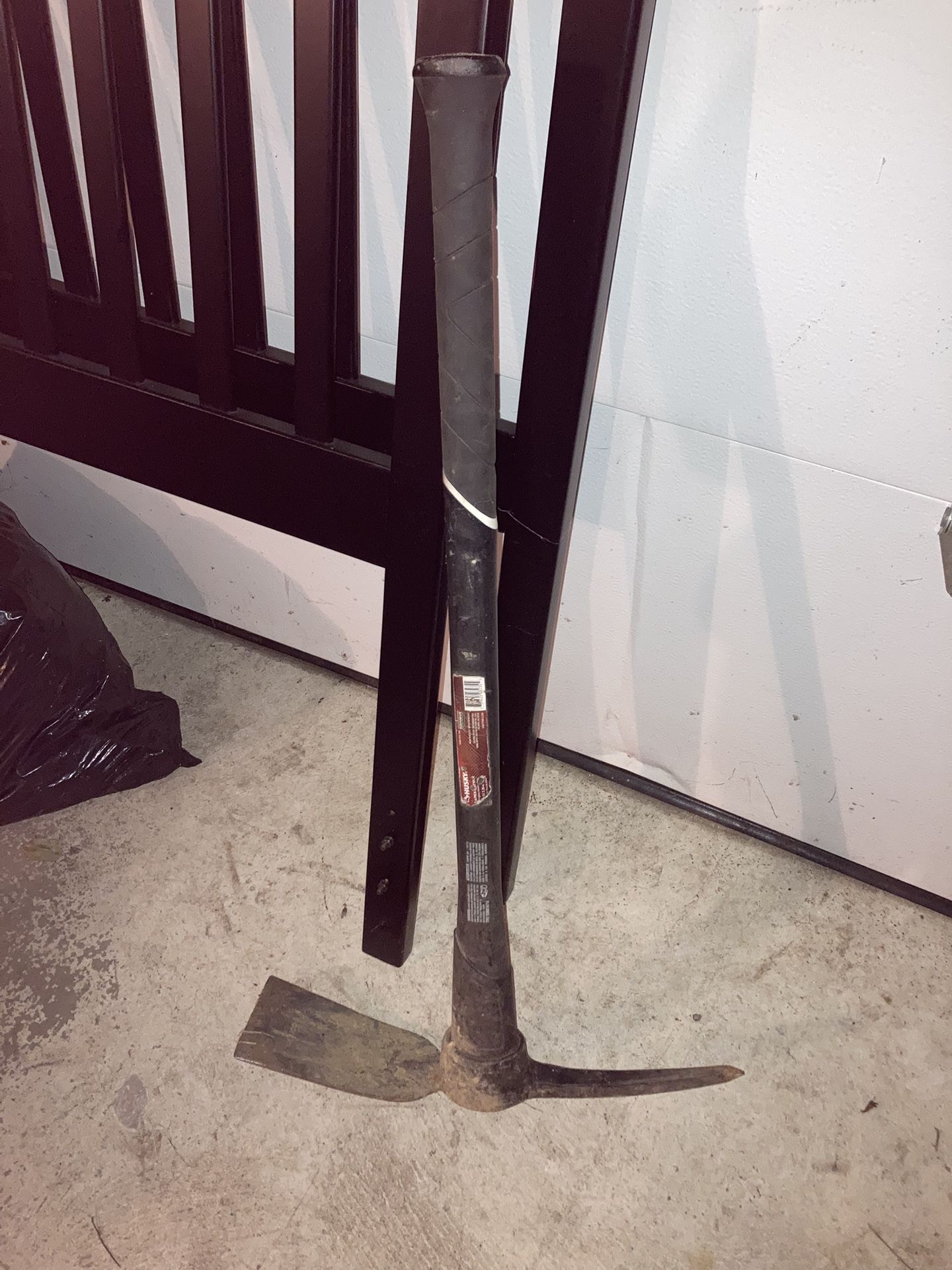 Rakes, Shovels, Pic