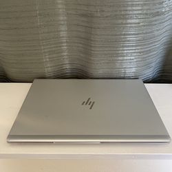 8th Gen i7 HP Laptop with Type C USB, Backlit Keyboard, and 256 GB SSD 