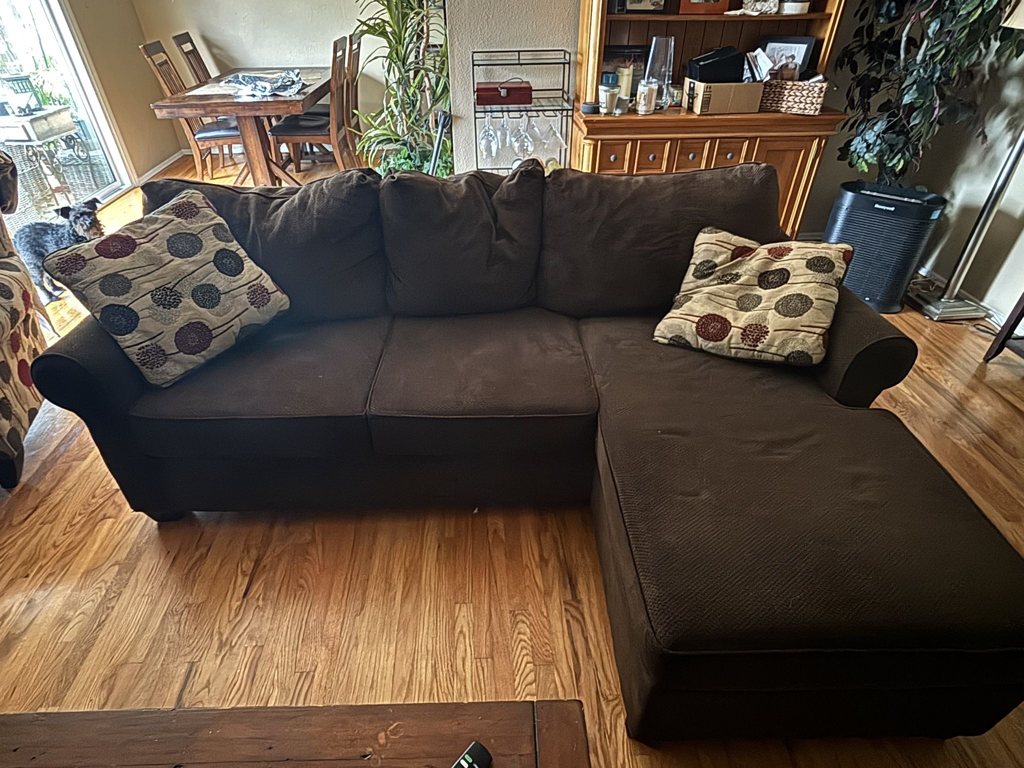 Couch/ Sofa With Reversible Chaise