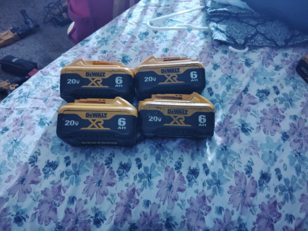 DeWalt Battery