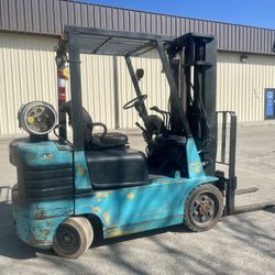 Caterpillar GC25 Forklift