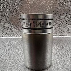 Snap-On Tools Oil Sender Switch Socket 3/8” Drive 1-1/16" A119A USA Vintage Used