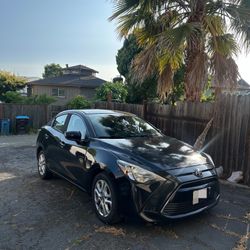 2017 Toyota Yaris iA
