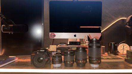 Nikon D5600 w/ 5 lenses