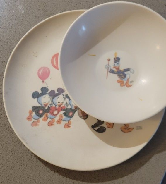Mickey mouse club bowl and plate