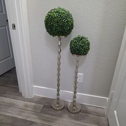 Chrome floor decoration set