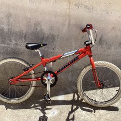 REDLINE PROLINE EXPERT 20 BMX  BIKE