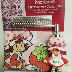 🍓 Strawberry Shortcake Shower Curtain & Soap Dispenser 🍓