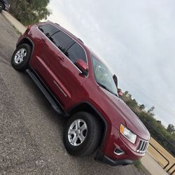 clean title  2015 jeep grand Cherokee 