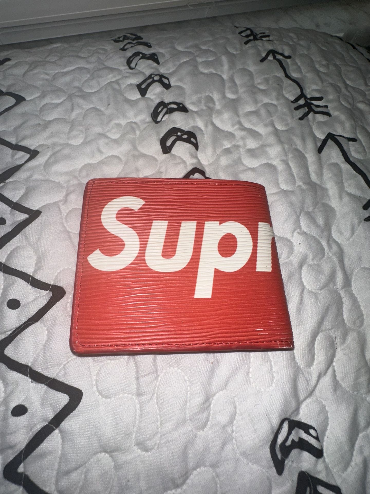 Supreme Louis Vuitton Wallet