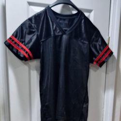 (BB - 23)  HOLLOWAY MESH T SHIRT BLACK RED STRIPES JUNIORS LARGE