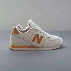 New Balance 574 Kids Sneakers White Orange (2.5Y)