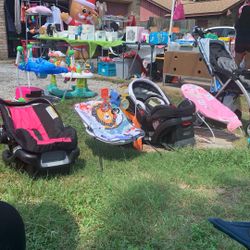 Baby Car seat Pink One Available And Pink Bouncer Only /13/25