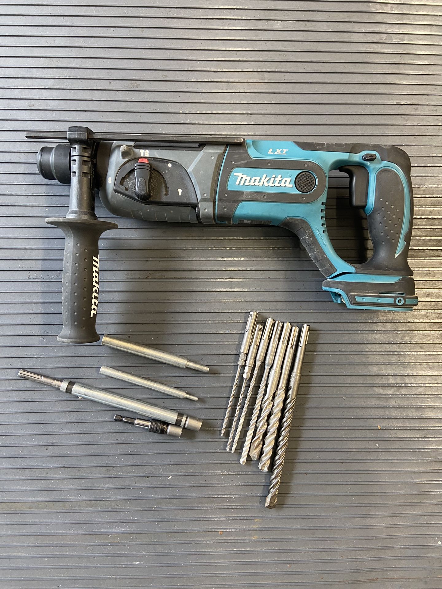 Makita SDS Hammer Drill 
