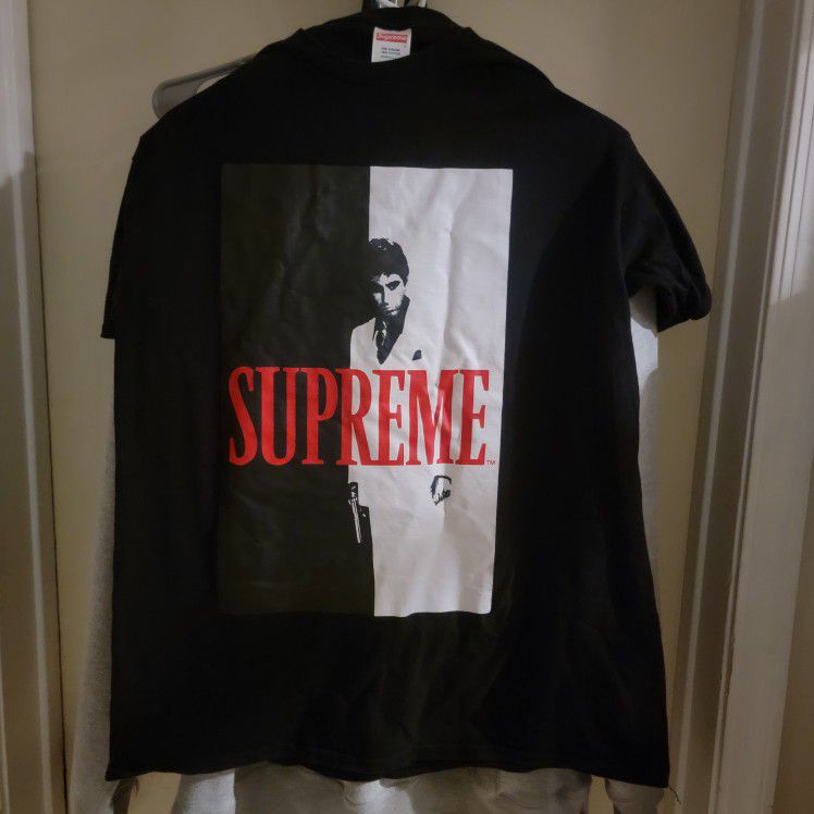 Supreme T Shirt & box Hoodie