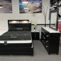 4PC Black Queen Bedroom Set w/ Lights 