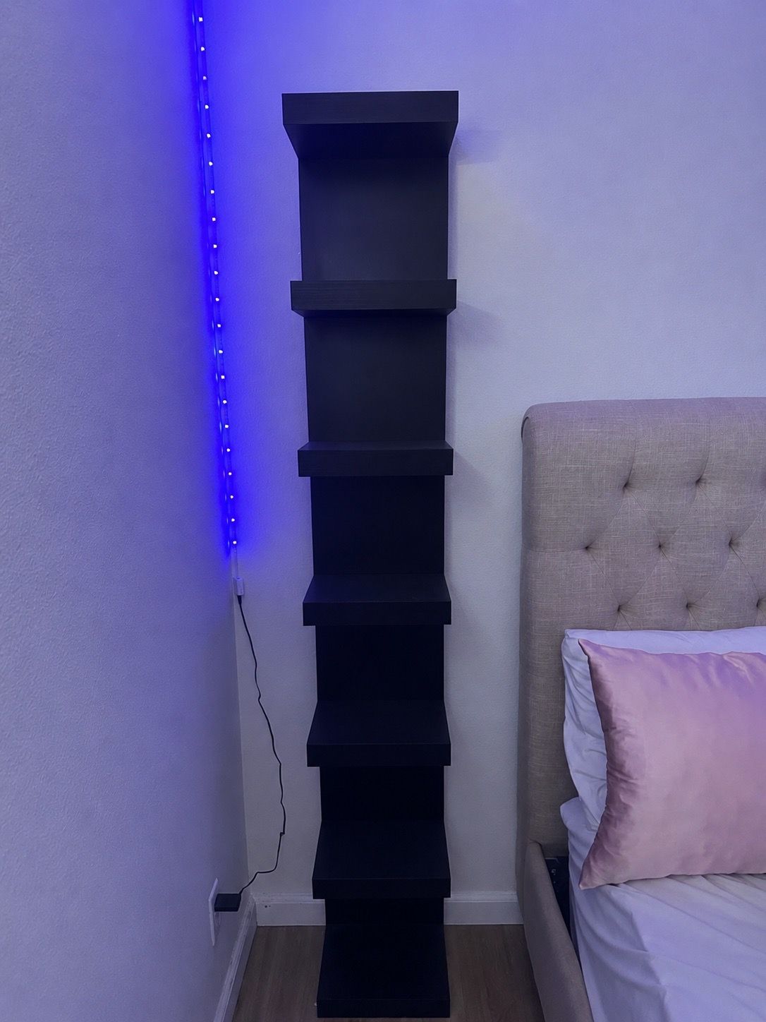 Modern Black Tiered Display Shelf: Sneaker, Collectible & Decor Storage