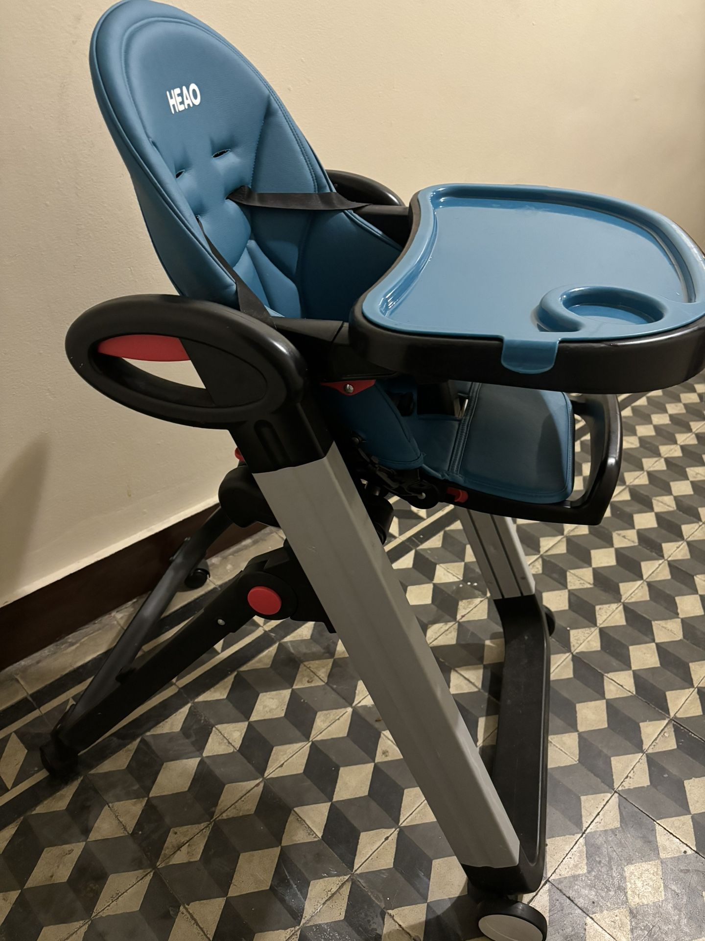 Heao High chair