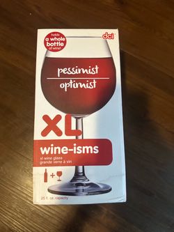 Extra large wine glass